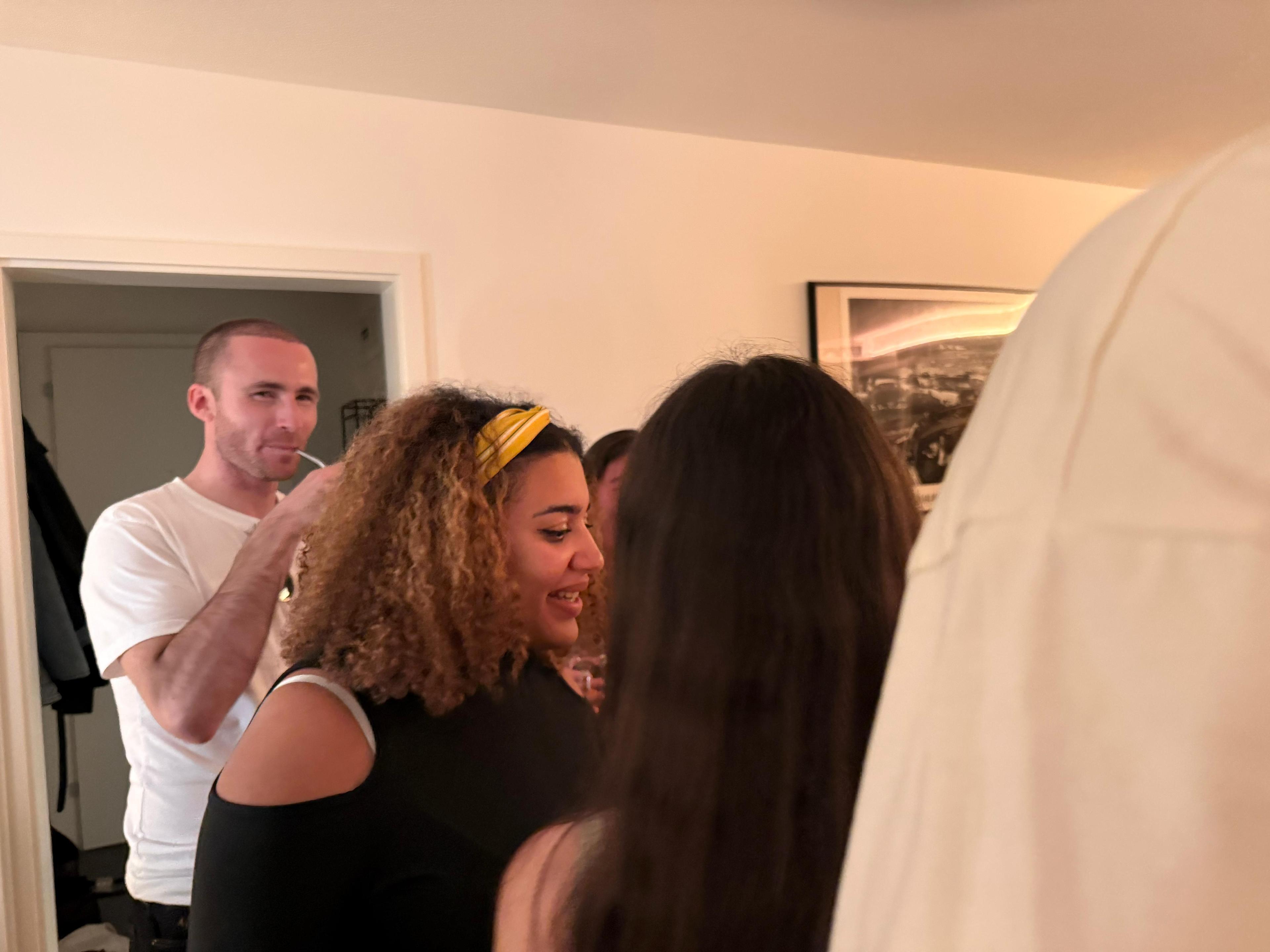 Alumnight x Petit Plaisir: Music & Open Bar photo 5